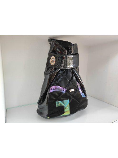 Via Fekete Feliratos Elmira Hátitáska