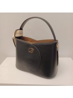 Chris Bella Fekete Remina Táska