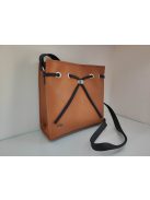 Diva Barna Gvenda Táska