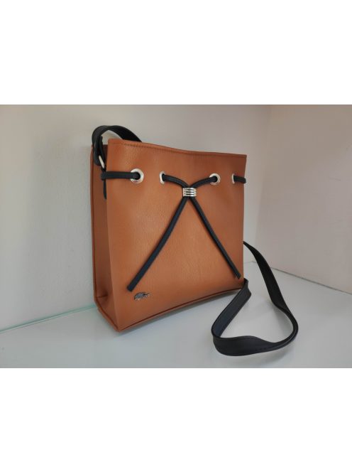 Diva Barna Gvenda Táska