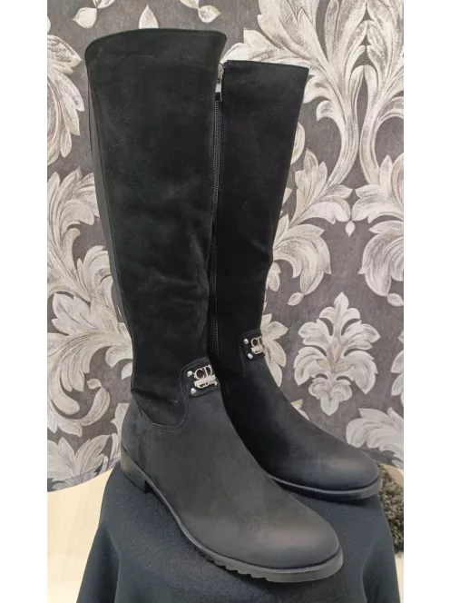 Claudio Dessi Fekete Hosszú Csizma