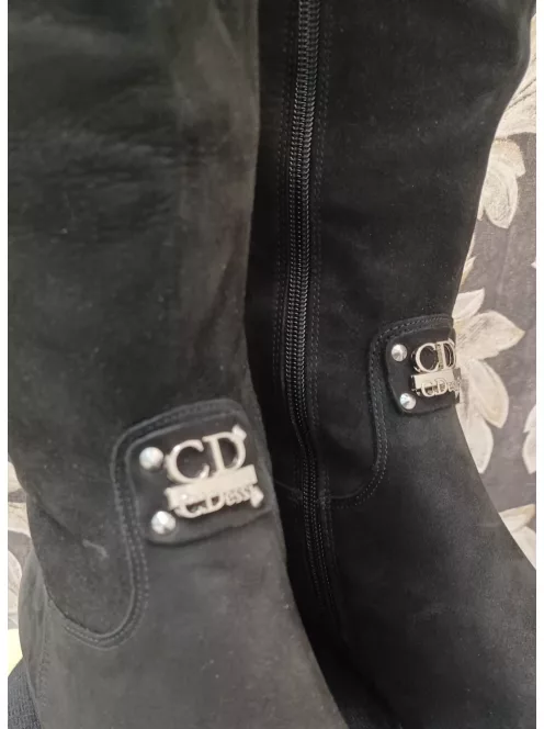 Claudio Dessi Fekete Hosszú Csizma