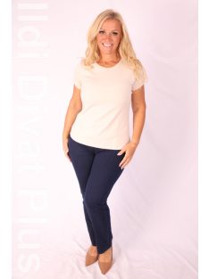 Latynka Homok Kereknyakú Aura Felső