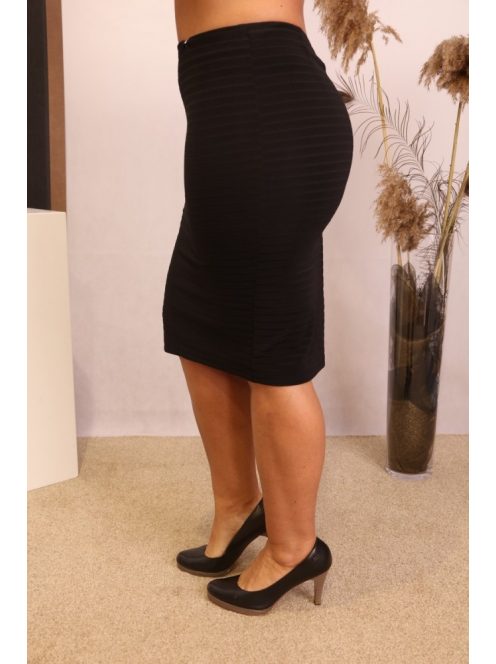 Mer Fekete Alakformálós Szoknya