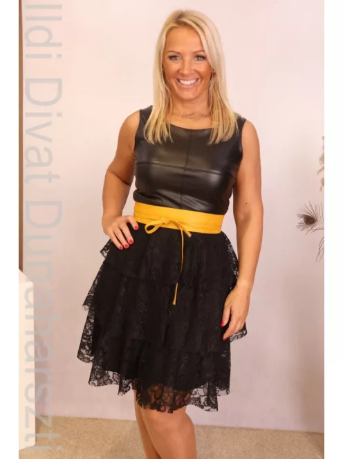 Classis Fekete Műbőr-Csipkés Ruha