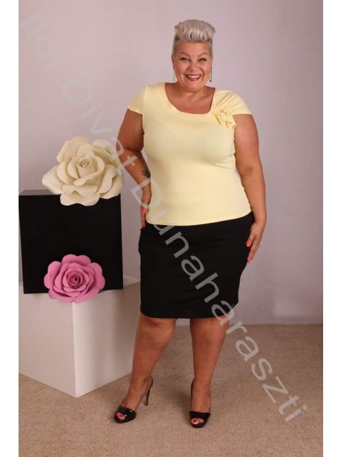 Privé sárga felső