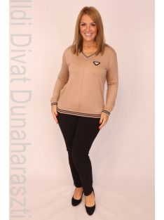 Esloi Barna V Nyakú Felső