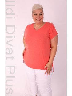 Livello Korall V Nyakú Felső