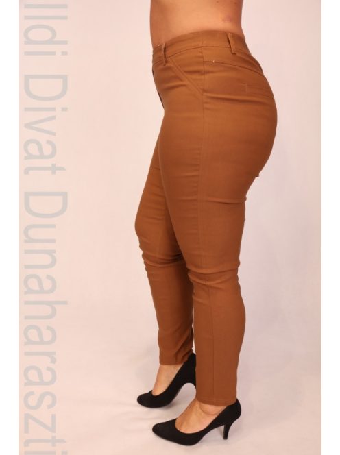 Livello Barna Gumis+ Gombos Nadrág