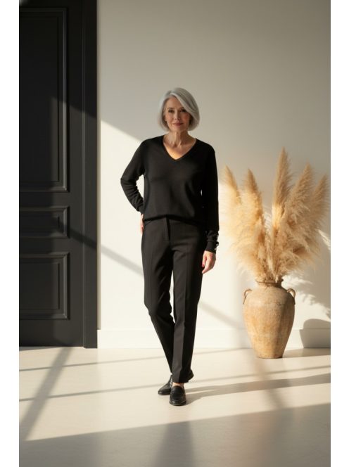 Micha Fekete V Kötött Finna Felső