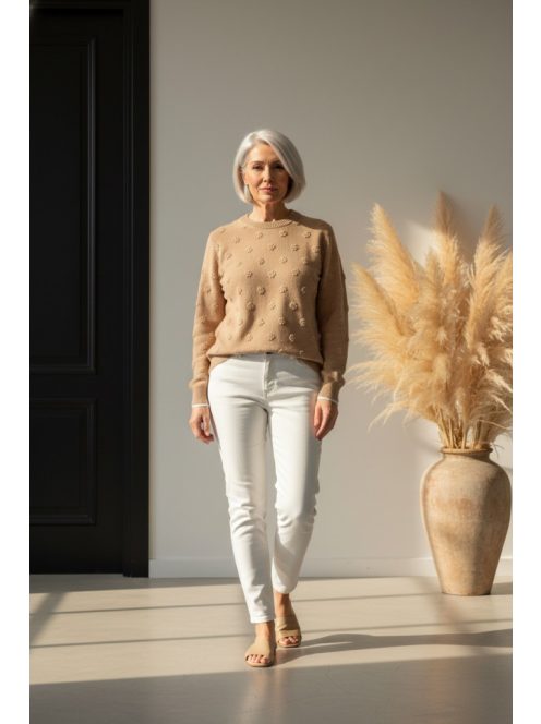 Micha Beige-Gyöngyös Vera Felső