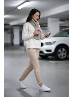 Micha Beige Szőrös Sál