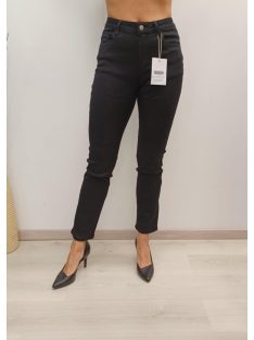 M Sara Fekete Skinny Nadág