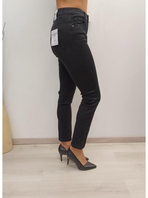 M Sara Fekete Skinny Nadág