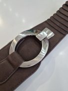 Csokibarna Minna Öv