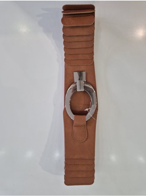 Téglavörös Minna Öv