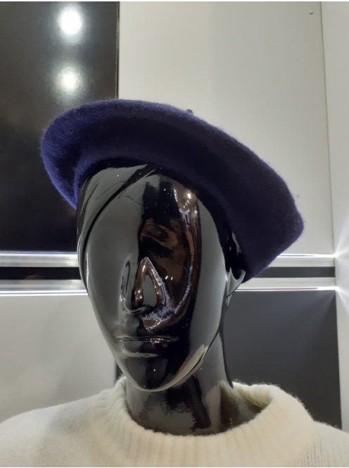 Sötétkék Svájcisapka