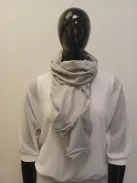 Szürke Liliom Kendő