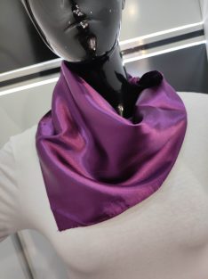 Padlizsán Hebe Szatén Kendő