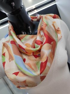 Barack Virágos Tilia Sál