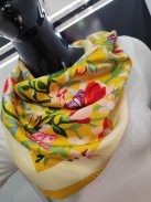 Sárga Lepkés Tilia Sál