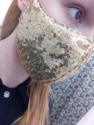 Arany flitteres maszk