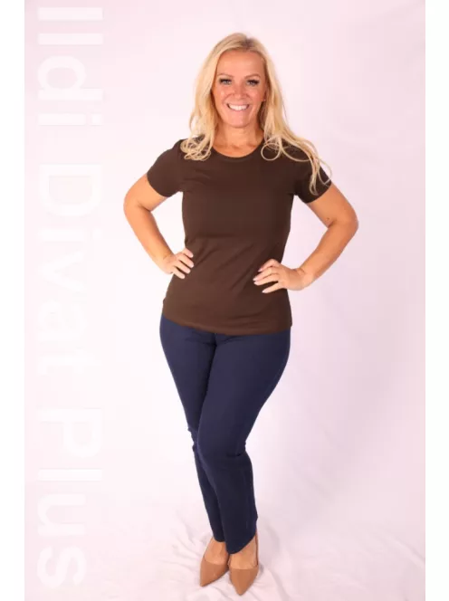 Latynka Csokibarna Kereknyakú Kalina Felső