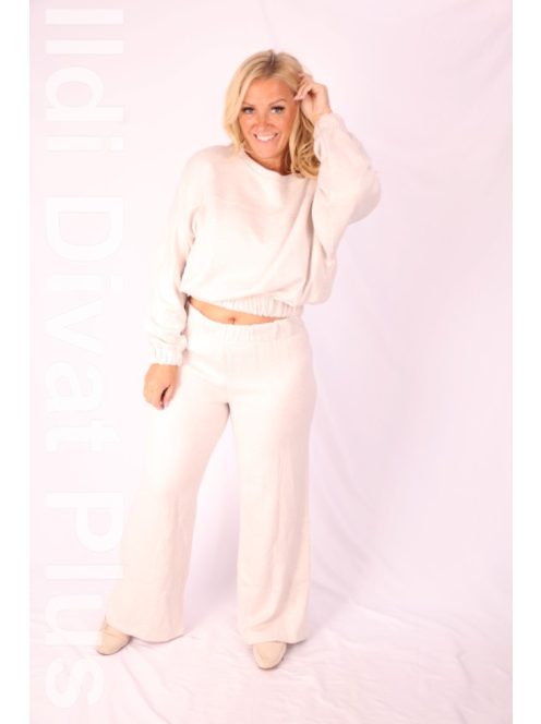 Agatha Homok Kate Szett