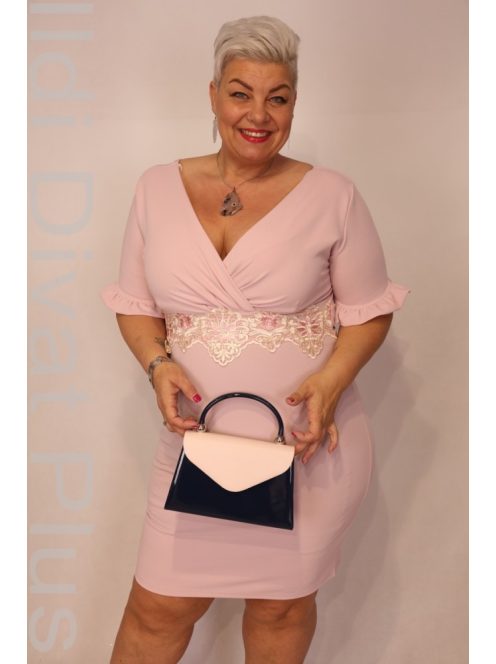 Zita Púder-Csipkebetétes Ruha